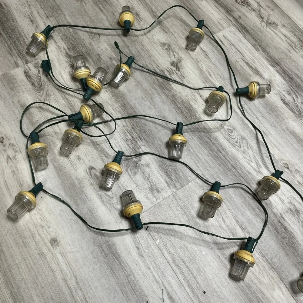 25 Pcs 120v Strobe C9 Christmas Lights Outdoor Waterproof Incandescent‎ White